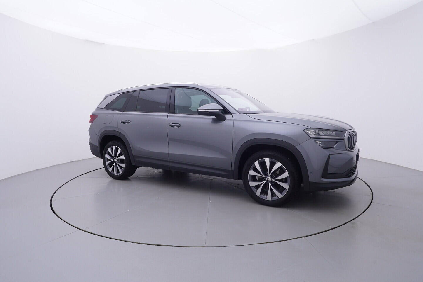 OV190V11221_16.webp_KODIAQ Exclusive Selection 2.0 TDI 142 kW automat, DPH