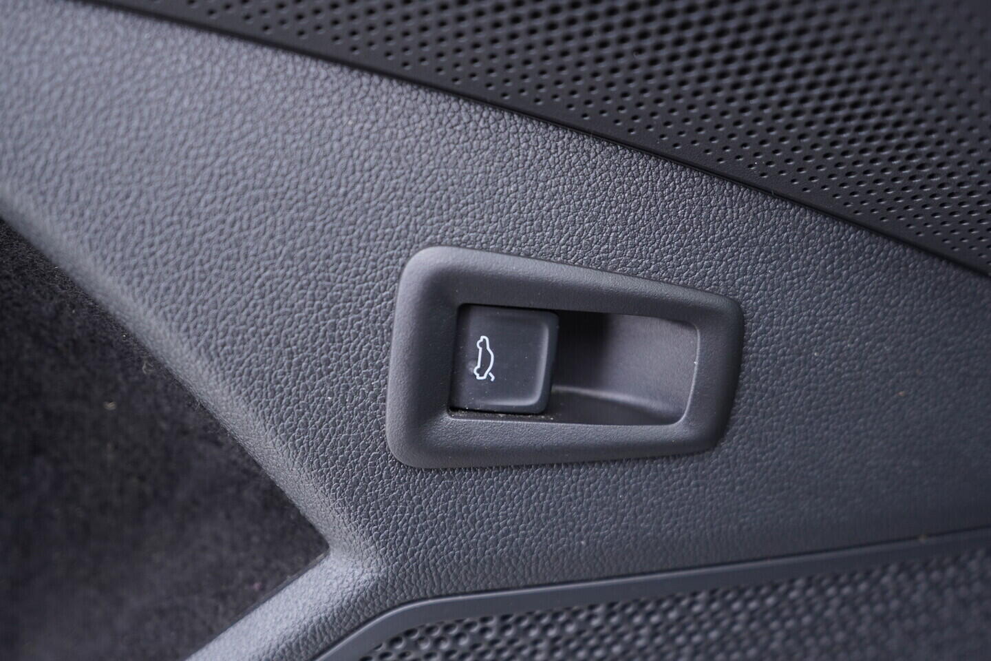 OV190V11221_21.webp_KODIAQ Exclusive Selection 2.0 TDI 142 kW automat, DPH