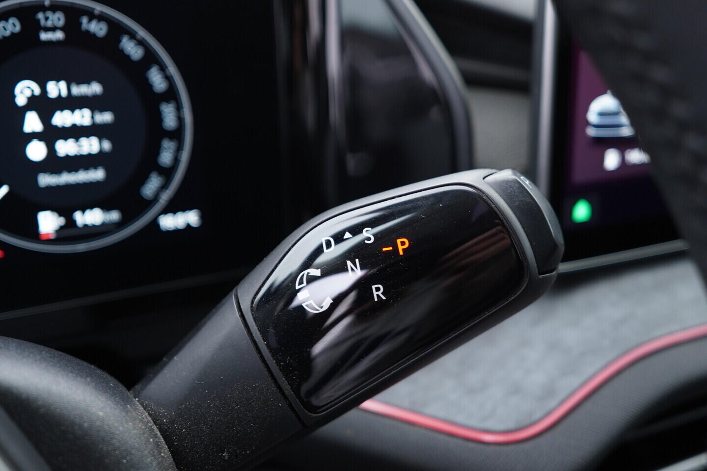 OV190V11221_28.webp_KODIAQ Exclusive Selection 2.0 TDI 142 kW automat, DPH