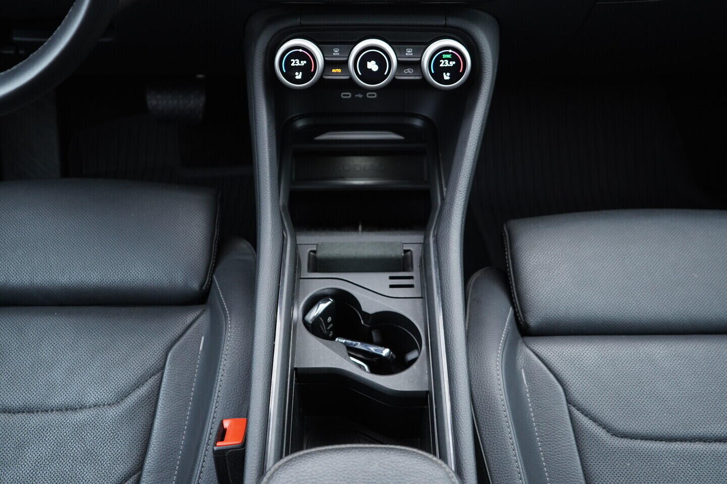 OV190V11221_37.webp_KODIAQ Exclusive Selection 2.0 TDI 142 kW automat, DPH