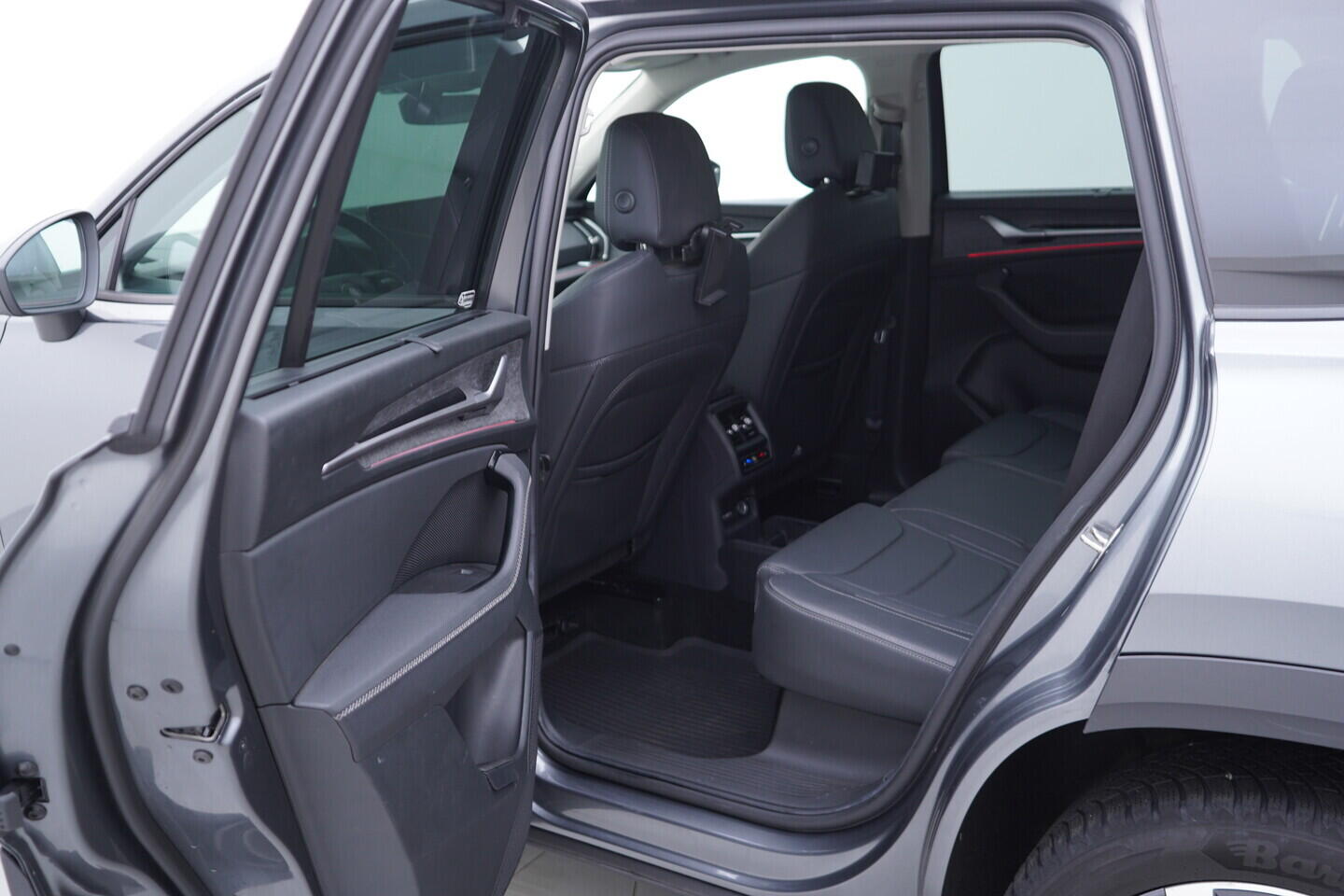OV190V11221_38.webp_KODIAQ Exclusive Selection 2.0 TDI 142 kW automat, DPH