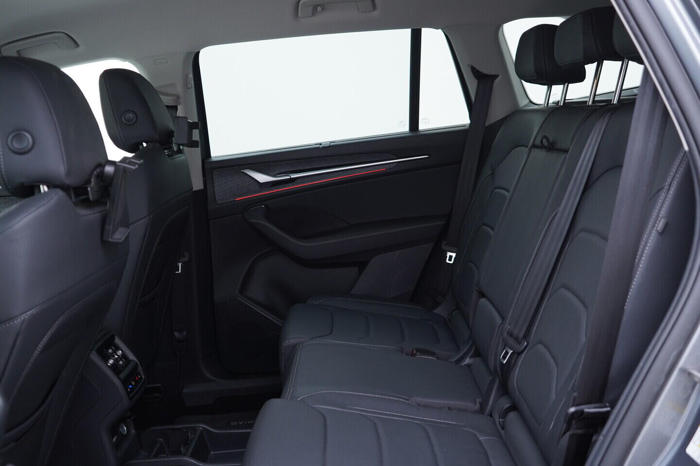 OV190V11221_40.webp_KODIAQ Exclusive Selection 2.0 TDI 142 kW automat, DPH