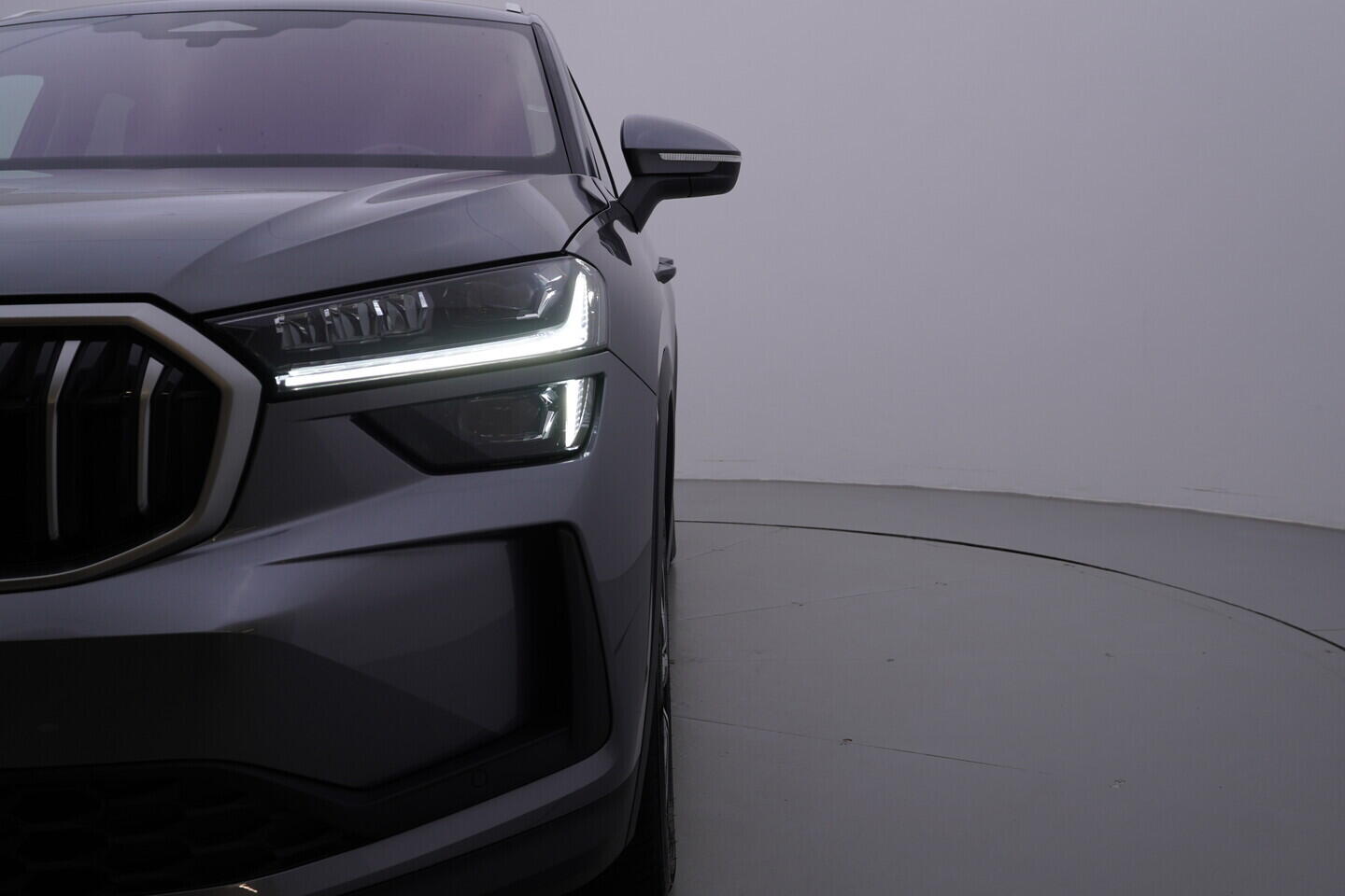 OV190V11221_49.webp_KODIAQ Exclusive Selection 2.0 TDI 142 kW automat, DPH