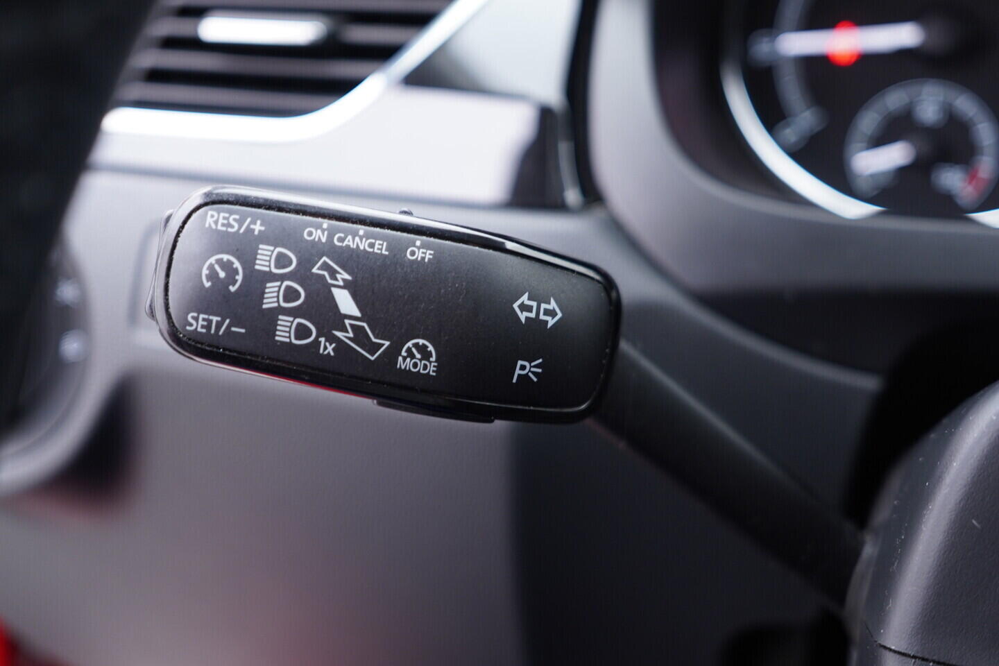 OV190V11222_24.webp_RAPID Style 1.0 TSI 81 kW manuál