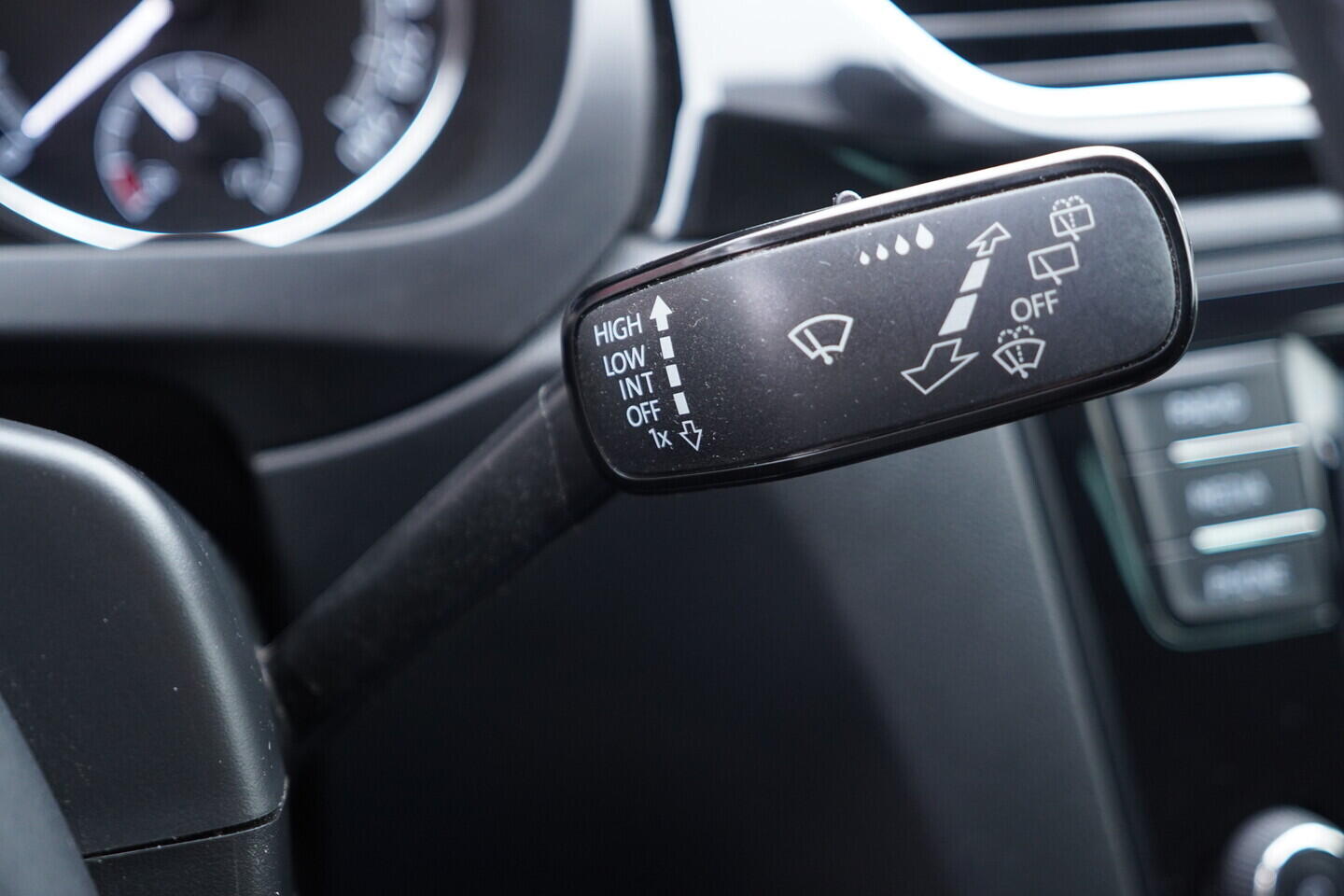 OV190V11222_25.webp_RAPID Style 1.0 TSI 81 kW manuál