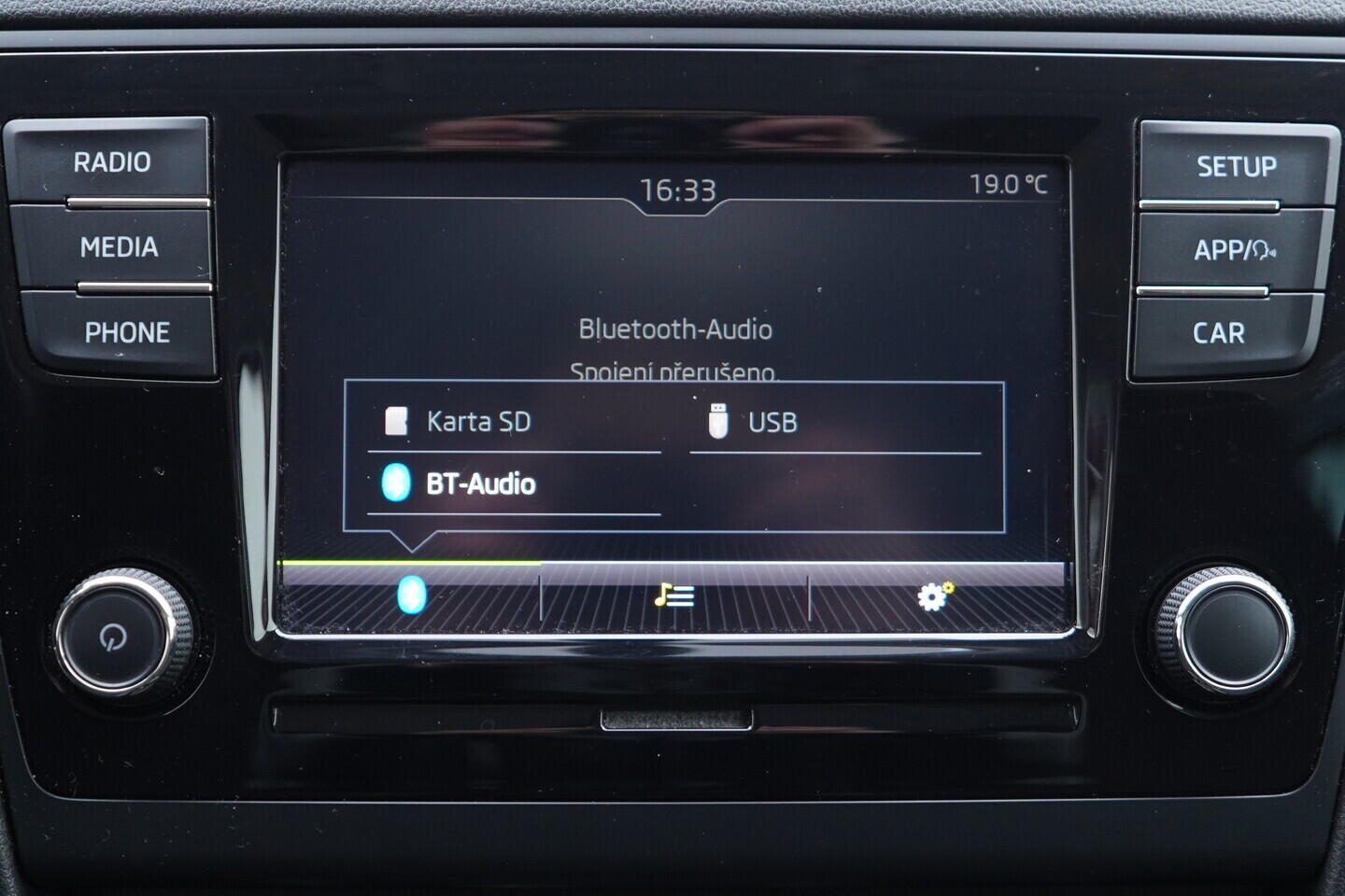 OV190V11222_29.webp_RAPID Style 1.0 TSI 81 kW manuál