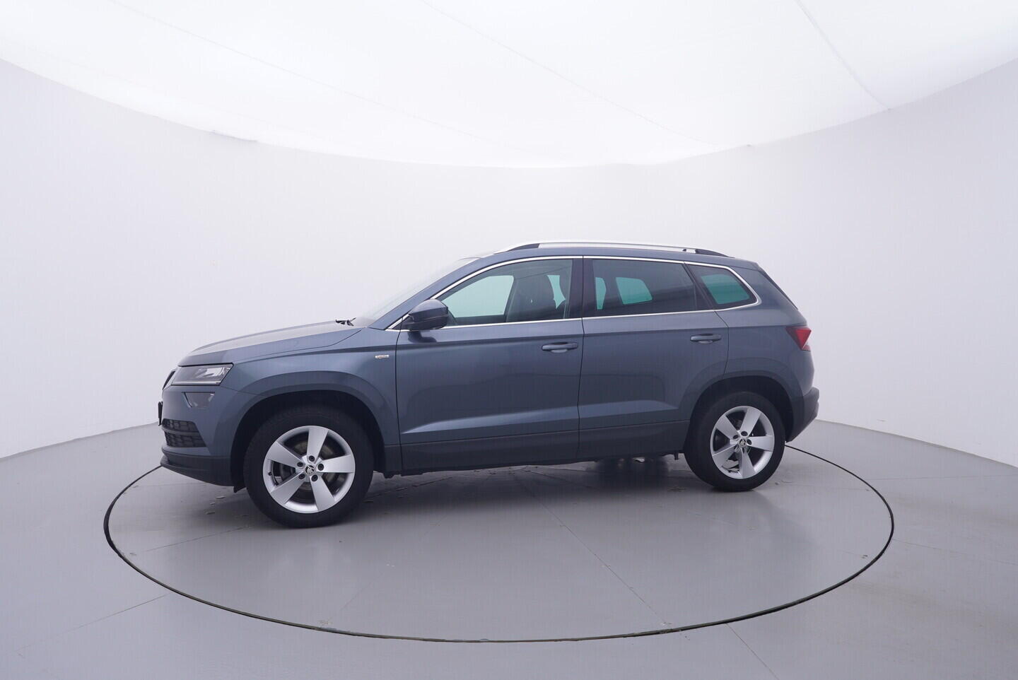 OV190V11225_11.webp_KAROQ Soleil 1.6 TDI 85 kW manuál, DPH