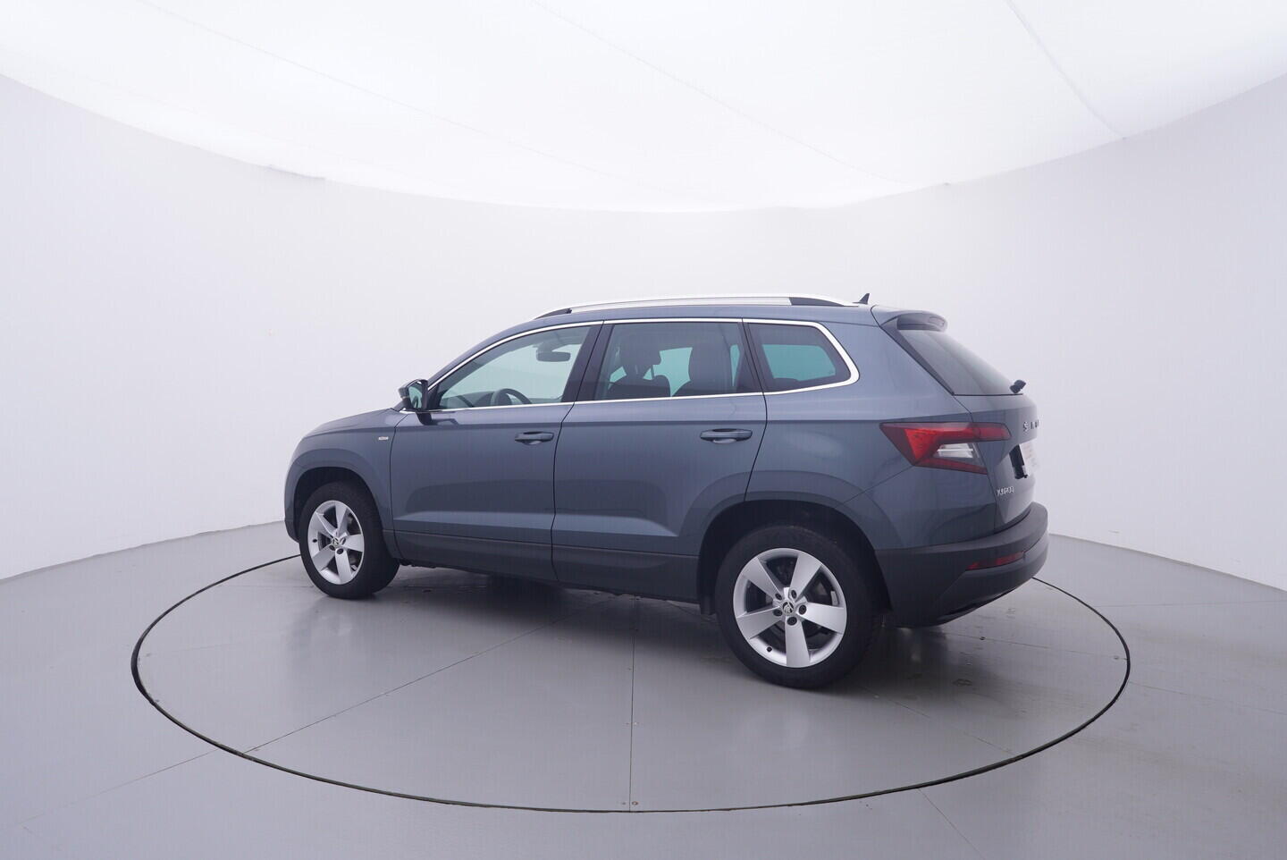 OV190V11225_12.webp_KAROQ Soleil 1.6 TDI 85 kW manuál, DPH