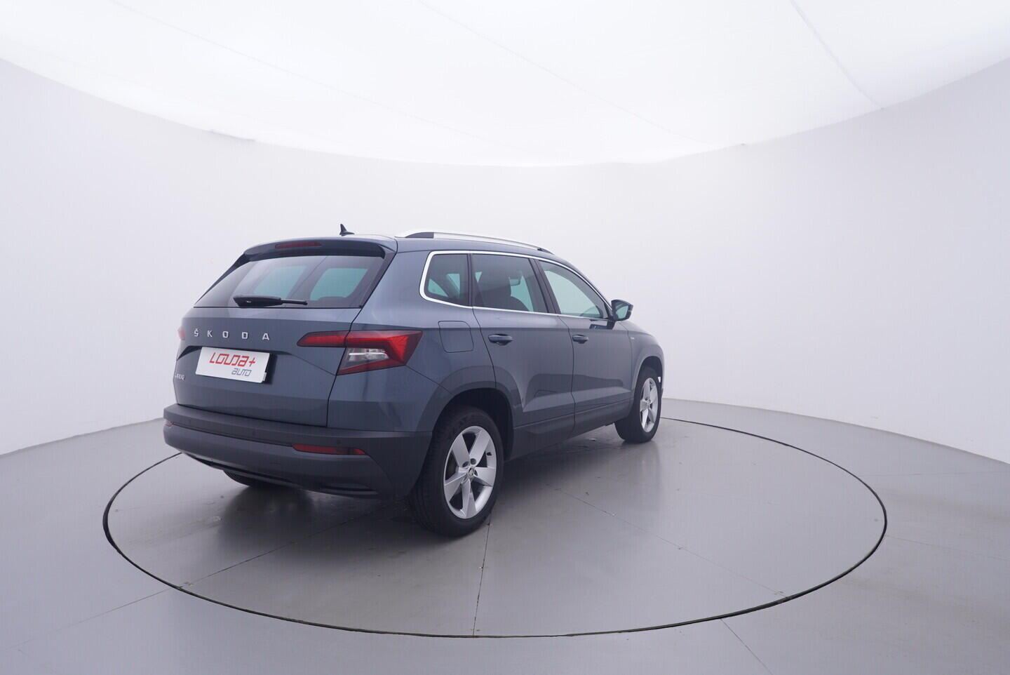 OV190V11225_14.webp_KAROQ Soleil 1.6 TDI 85 kW manuál, DPH