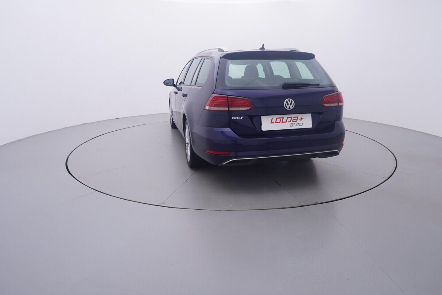 OV190V11226_13.webp_GOLF  1.6 TDI 85 kW manuál