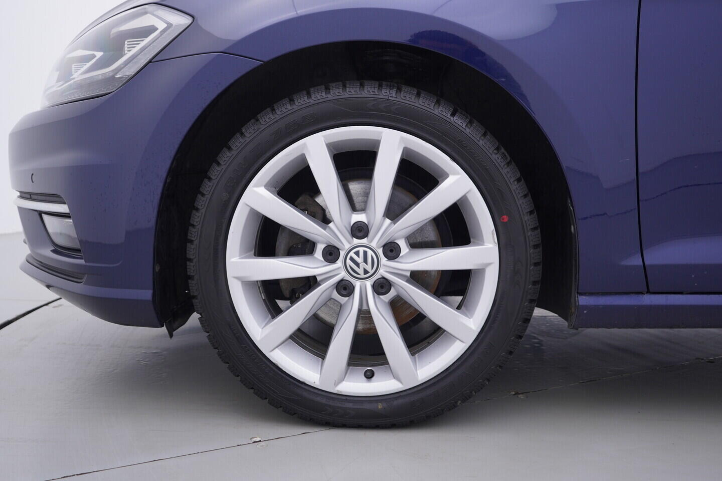 OV190V11226_41.webp_GOLF  1.6 TDI 85 kW manuál