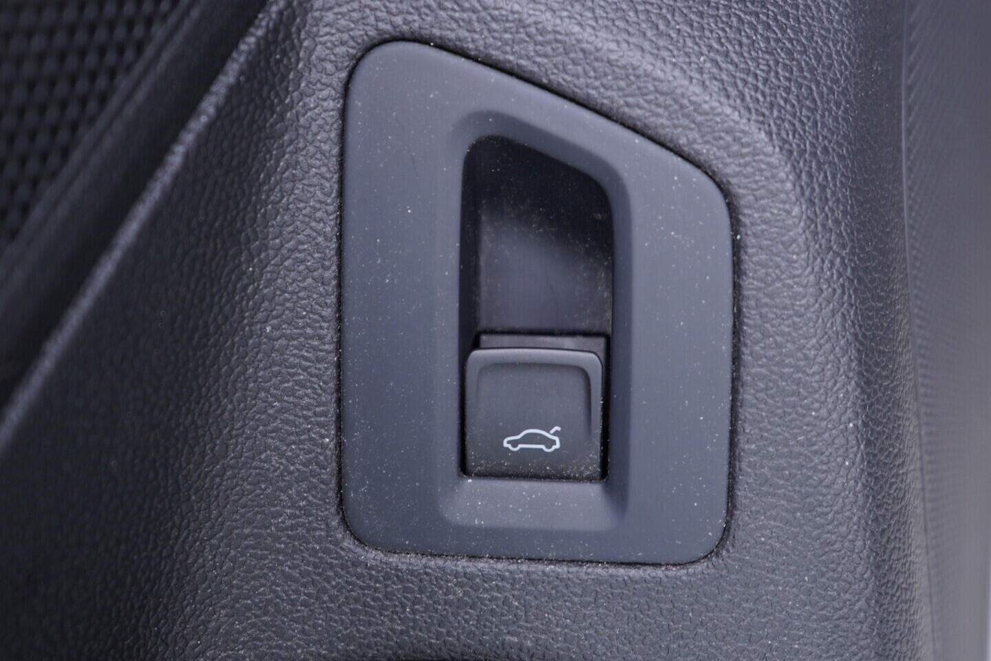 OV190V11229_21.webp_PASSAT Comfortline 1.4 TSI 110 kW manuál