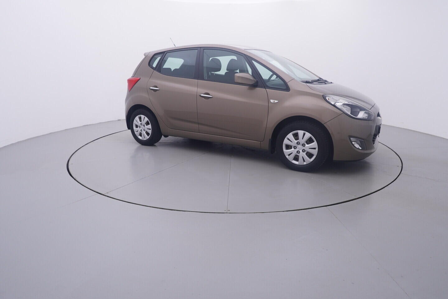 OV190V11231_16.webp_IX20  1.6 GDI 91 kW automat