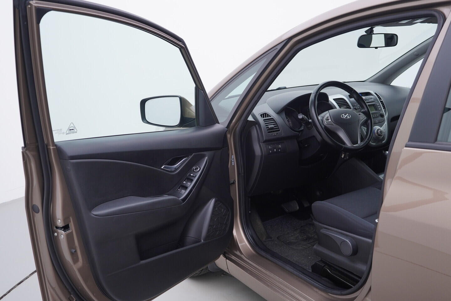 OV190V11231_18.webp_IX20  1.6 GDI 91 kW automat