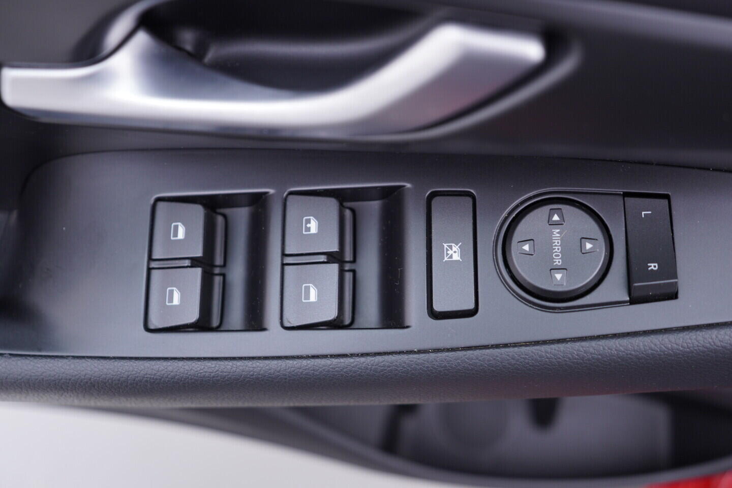 OV190V11232_20.webp_I30 Trikolor 1.0 T-GDI 88 kW manuál