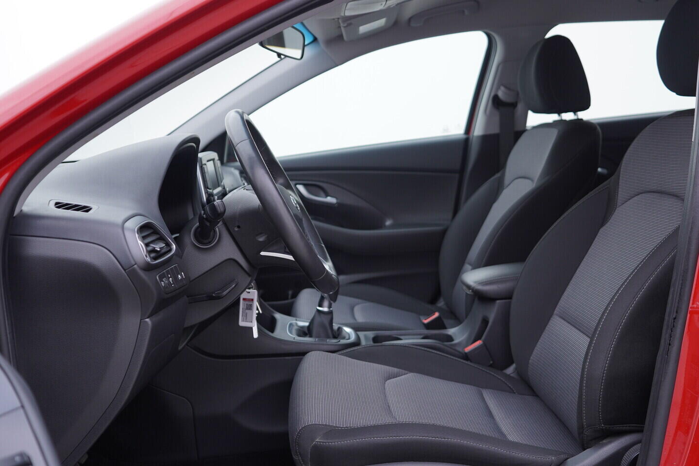 OV190V11232_22.webp_I30 Trikolor 1.0 T-GDI 88 kW manuál