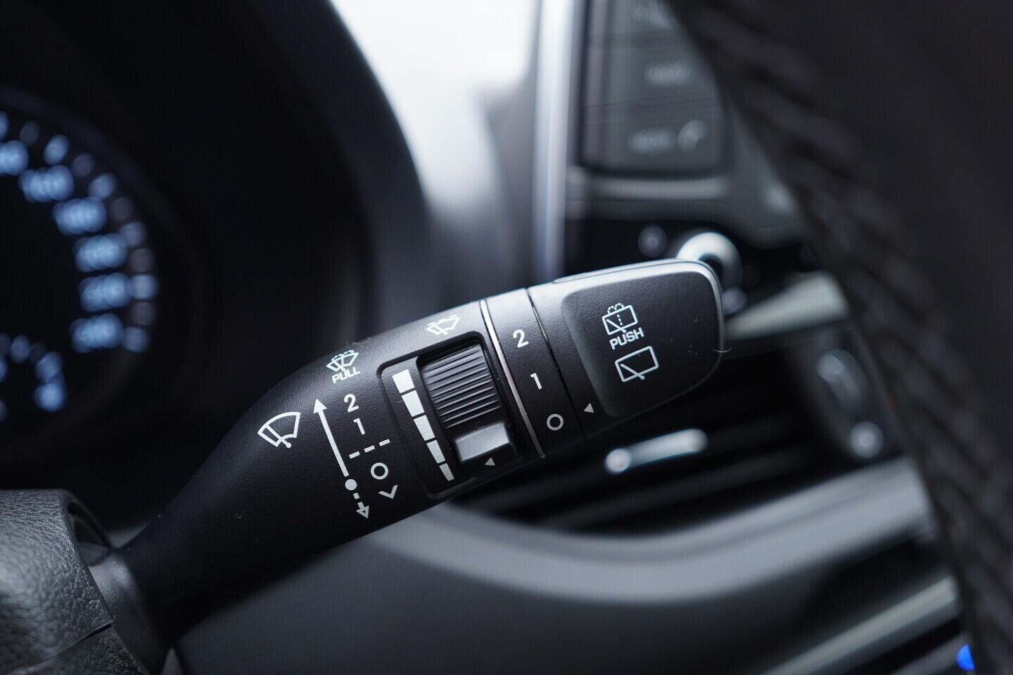 OV190V11232_24.webp_I30 Trikolor 1.0 T-GDI 88 kW manuál