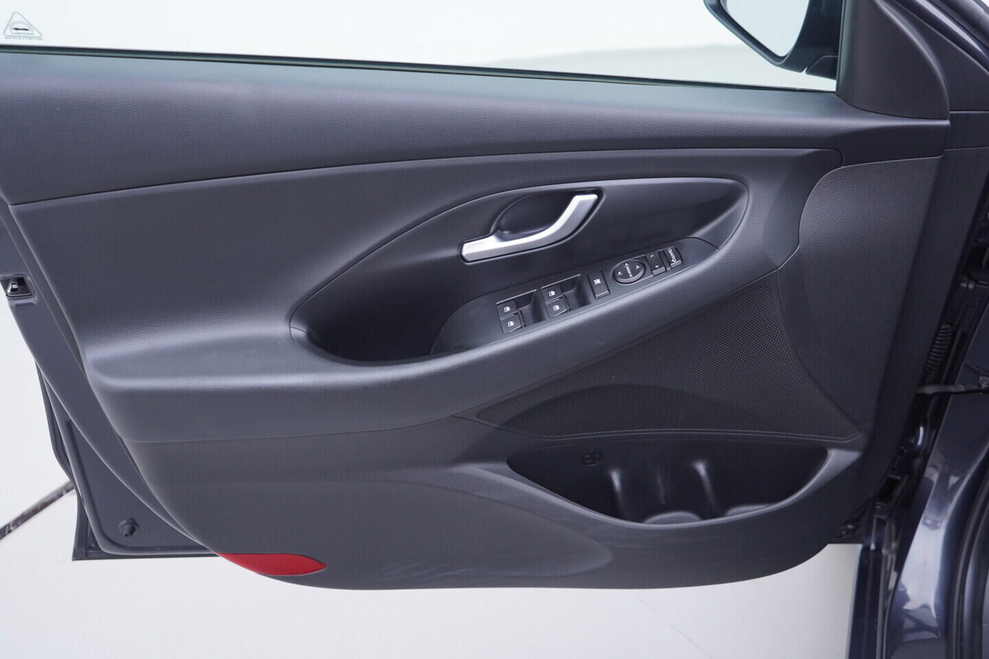 OV190V11233_19.webp_I30 Comfort 1.0 T-GDI 88 kW manuál