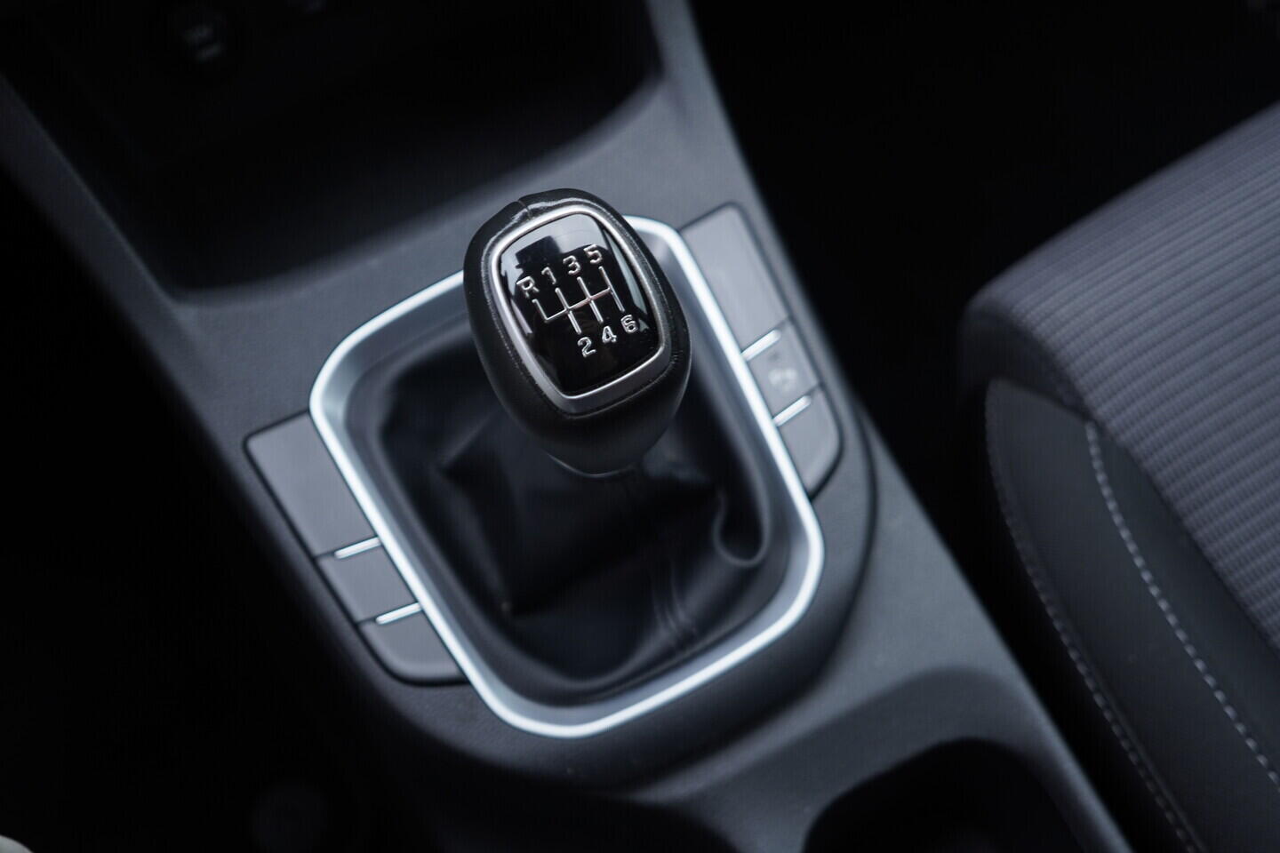 OV190V11233_35.webp_I30 Comfort 1.0 T-GDI 88 kW manuál