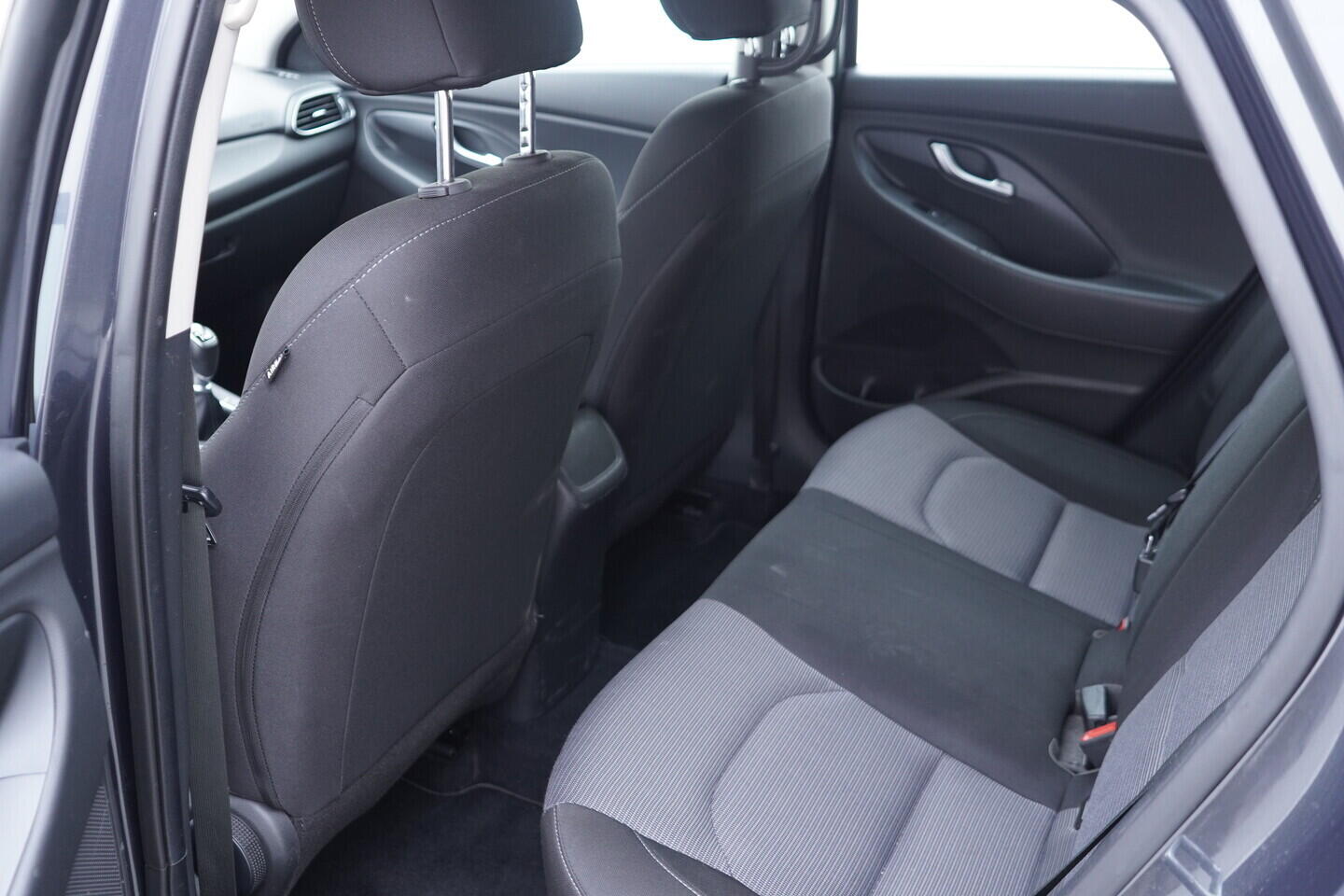 OV190V11233_36.webp_I30 Comfort 1.0 T-GDI 88 kW manuál
