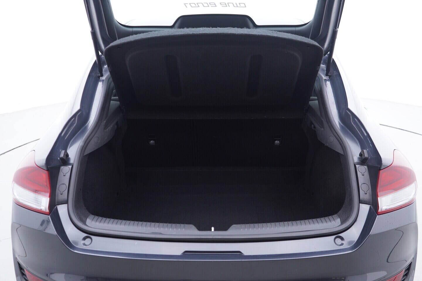 OV190V11233_38.webp_I30 Comfort 1.0 T-GDI 88 kW manuál