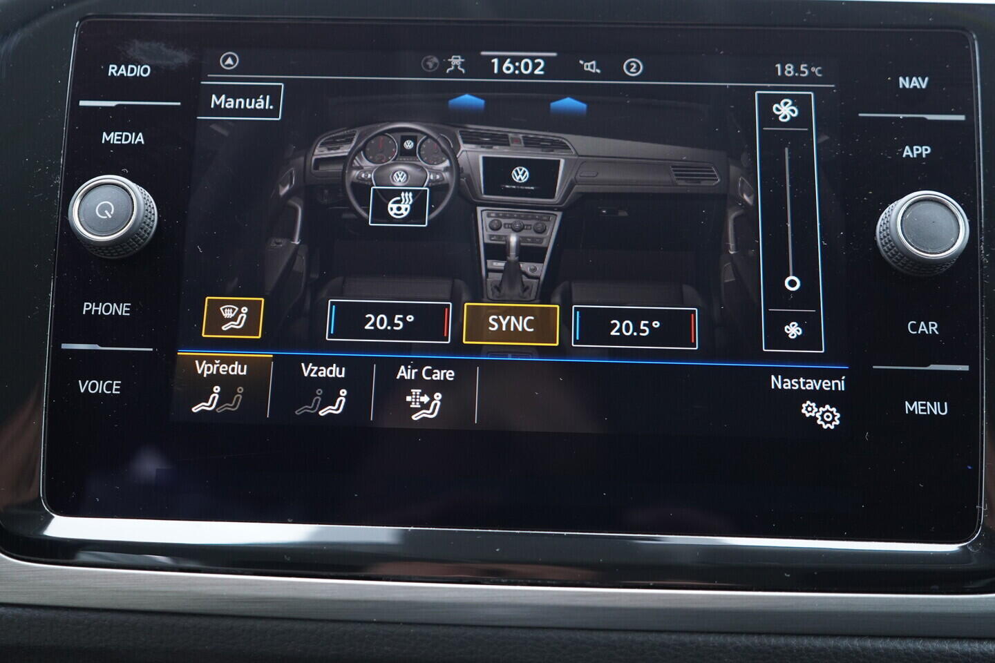 OV190V11234_34.webp_TOURAN Comfortline 1.5 TSI 110 kW automat, DPH