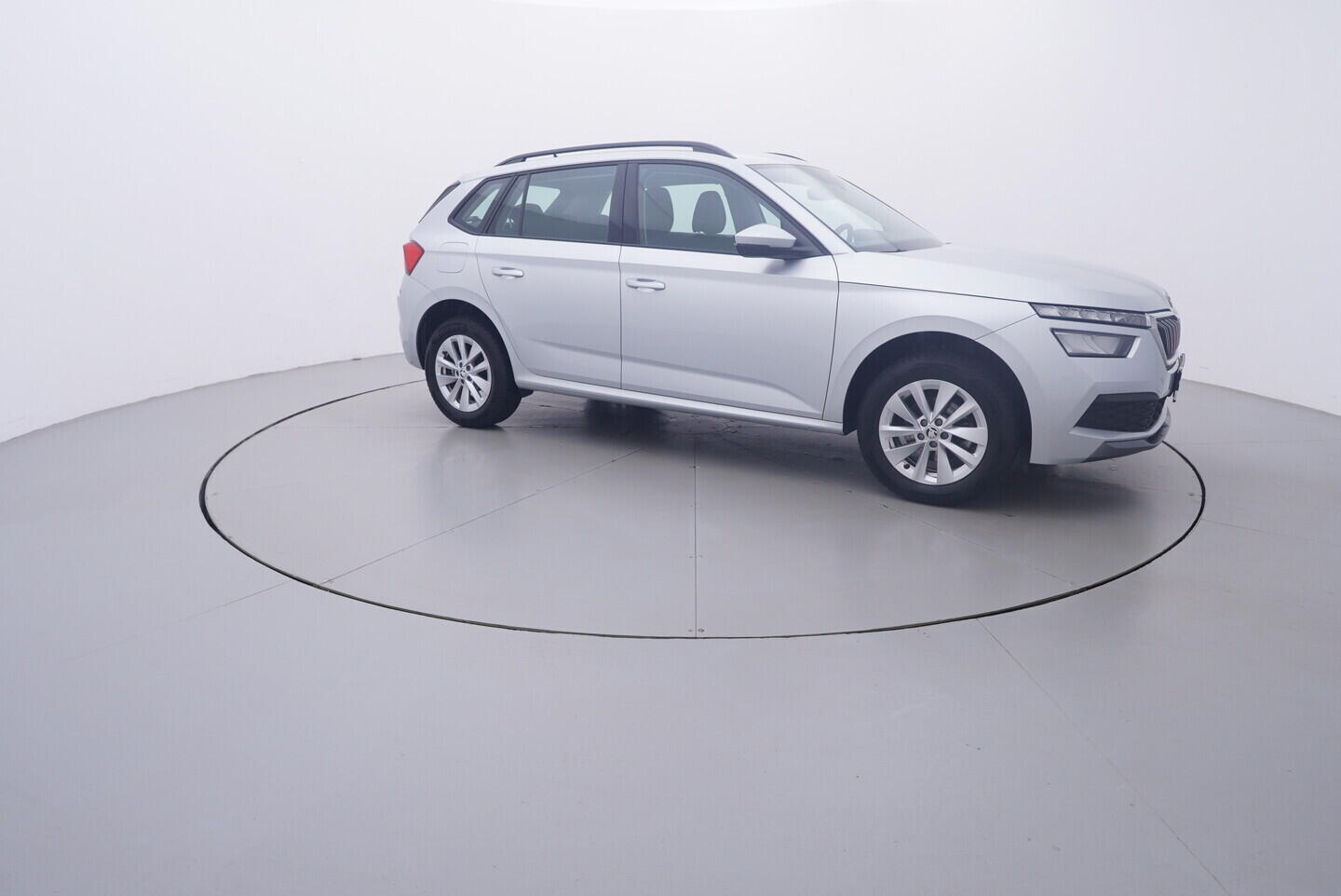 OV190V11240_12.webp_KAMIQ Ambition 1.0 TSI 70 kW manuál, DPH