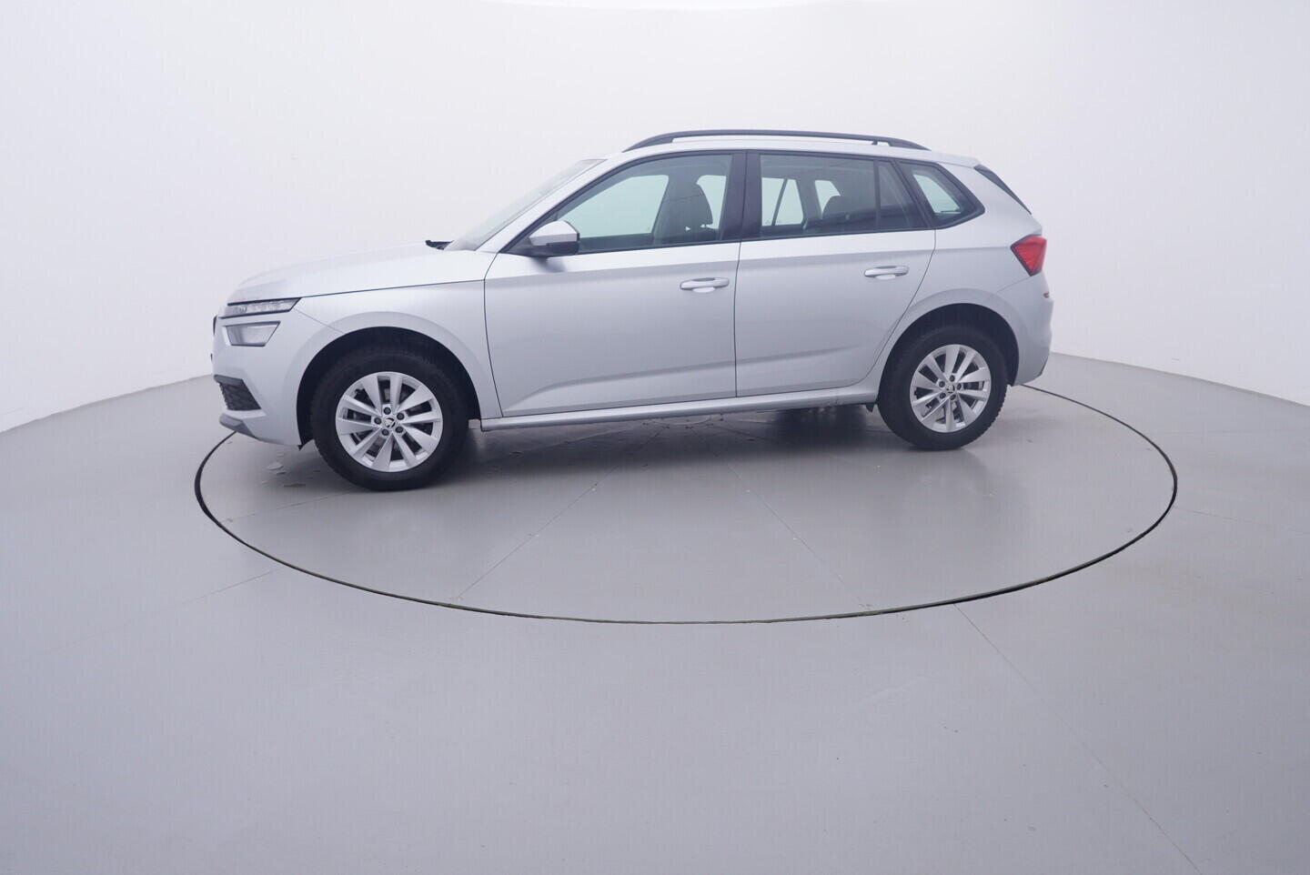 OV190V11240_15.webp_KAMIQ Ambition 1.0 TSI 70 kW manuál, DPH