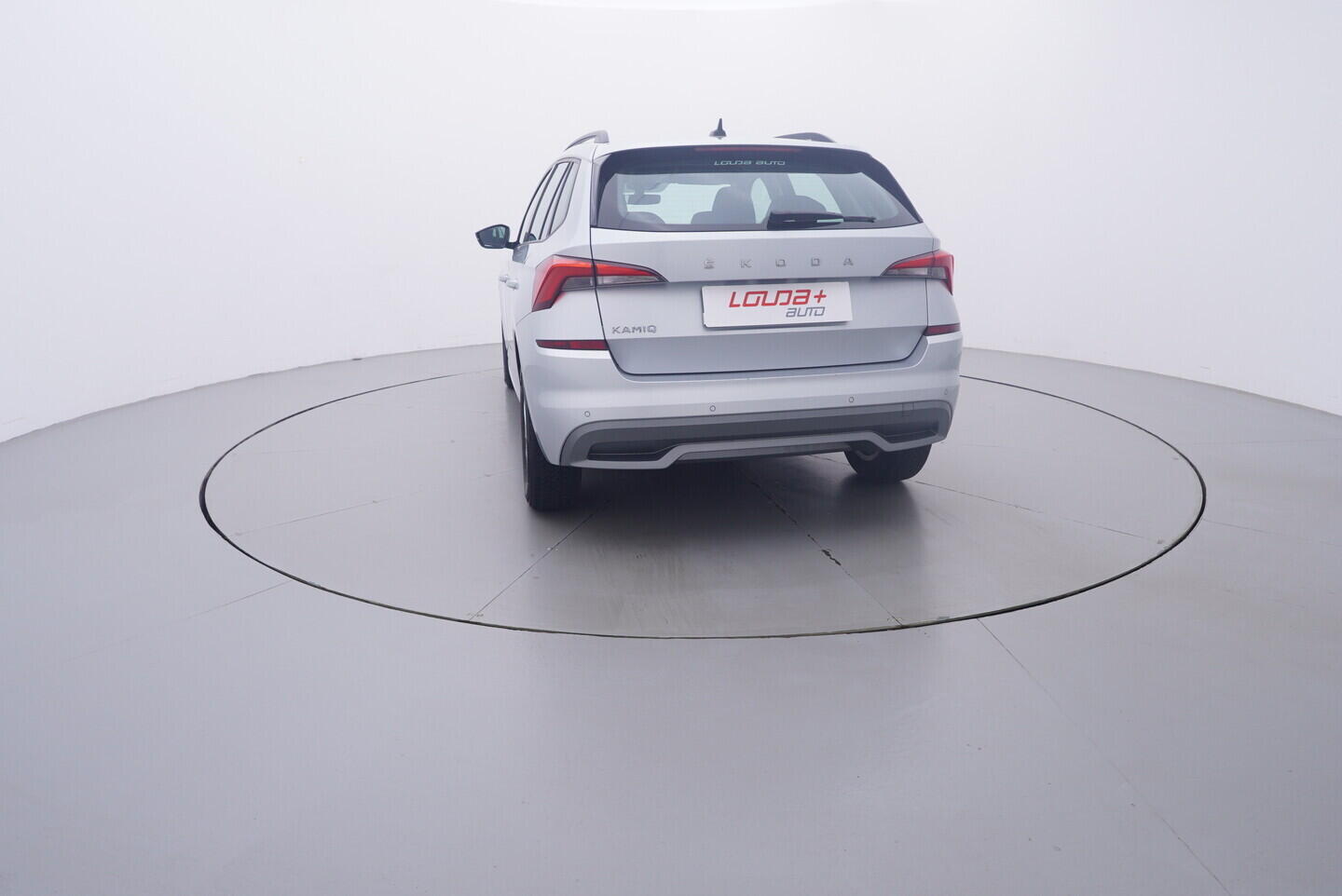 OV190V11240_17.webp_KAMIQ Ambition 1.0 TSI 70 kW manuál, DPH