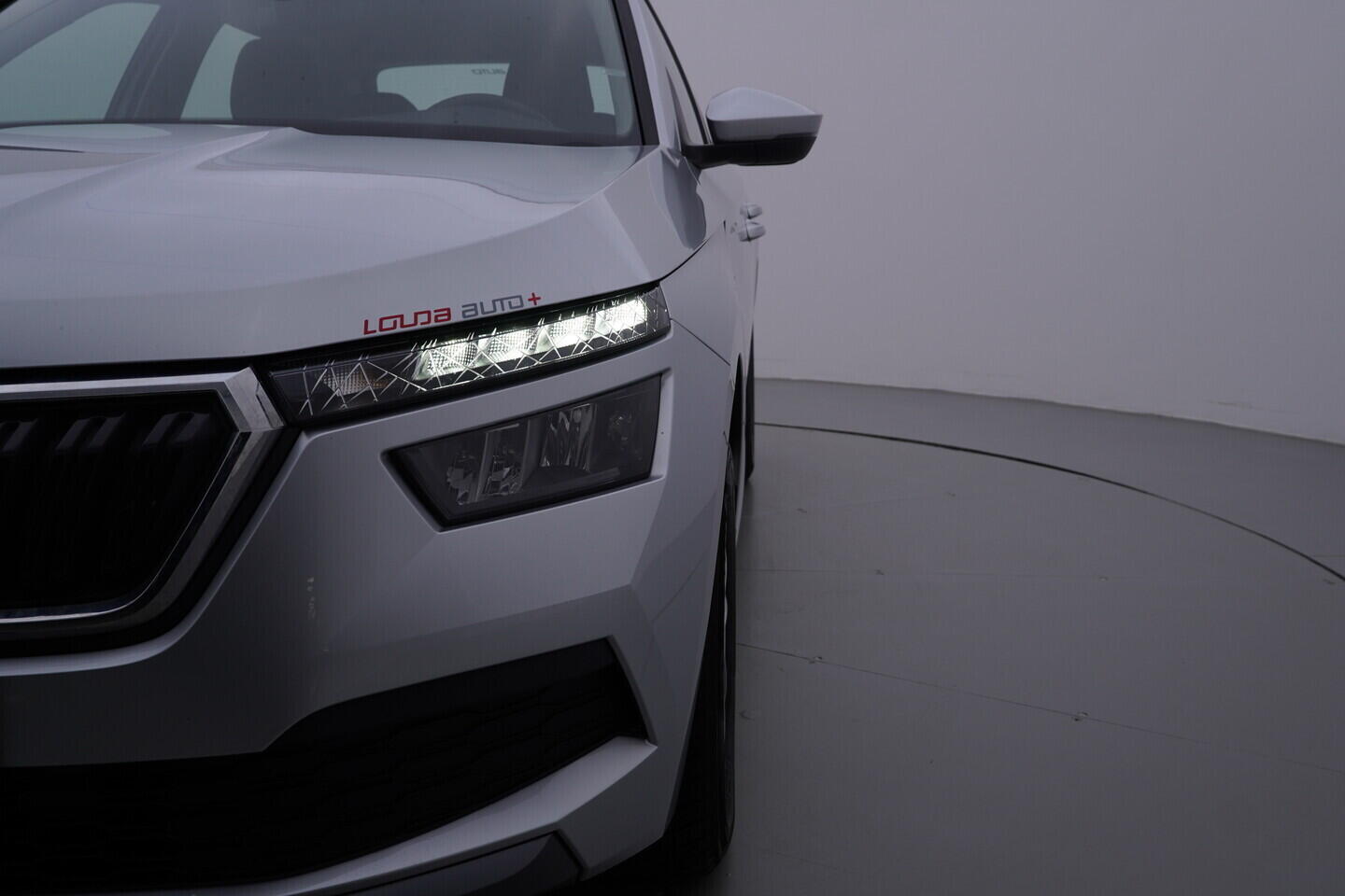 OV190V11240_40.webp_KAMIQ Ambition 1.0 TSI 70 kW manuál, DPH