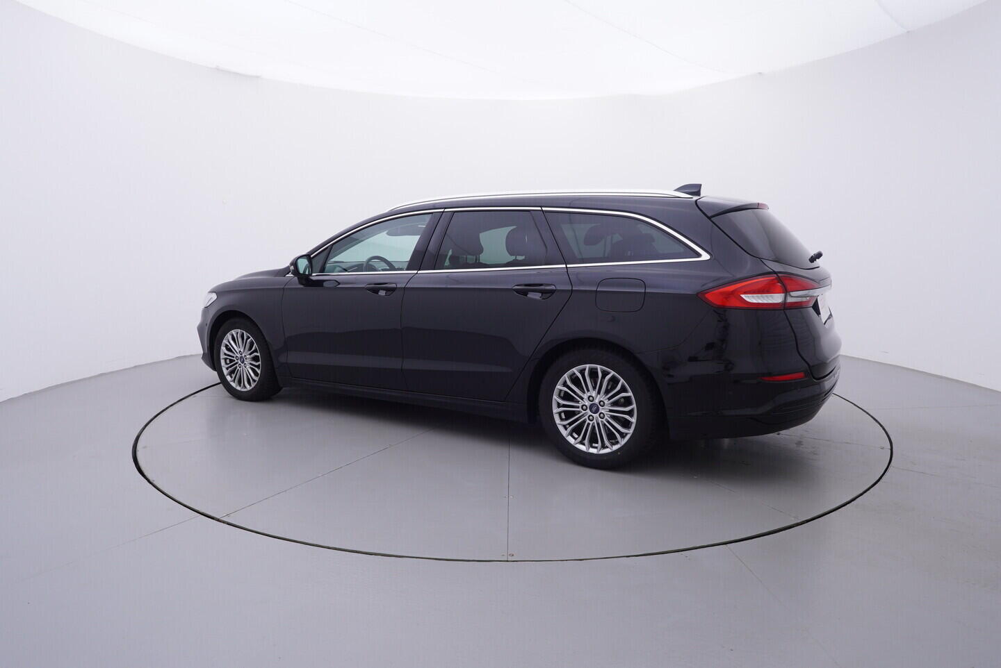 OV190V11242_12.webp_MONDEO Titanium 2.0  88 kW automat