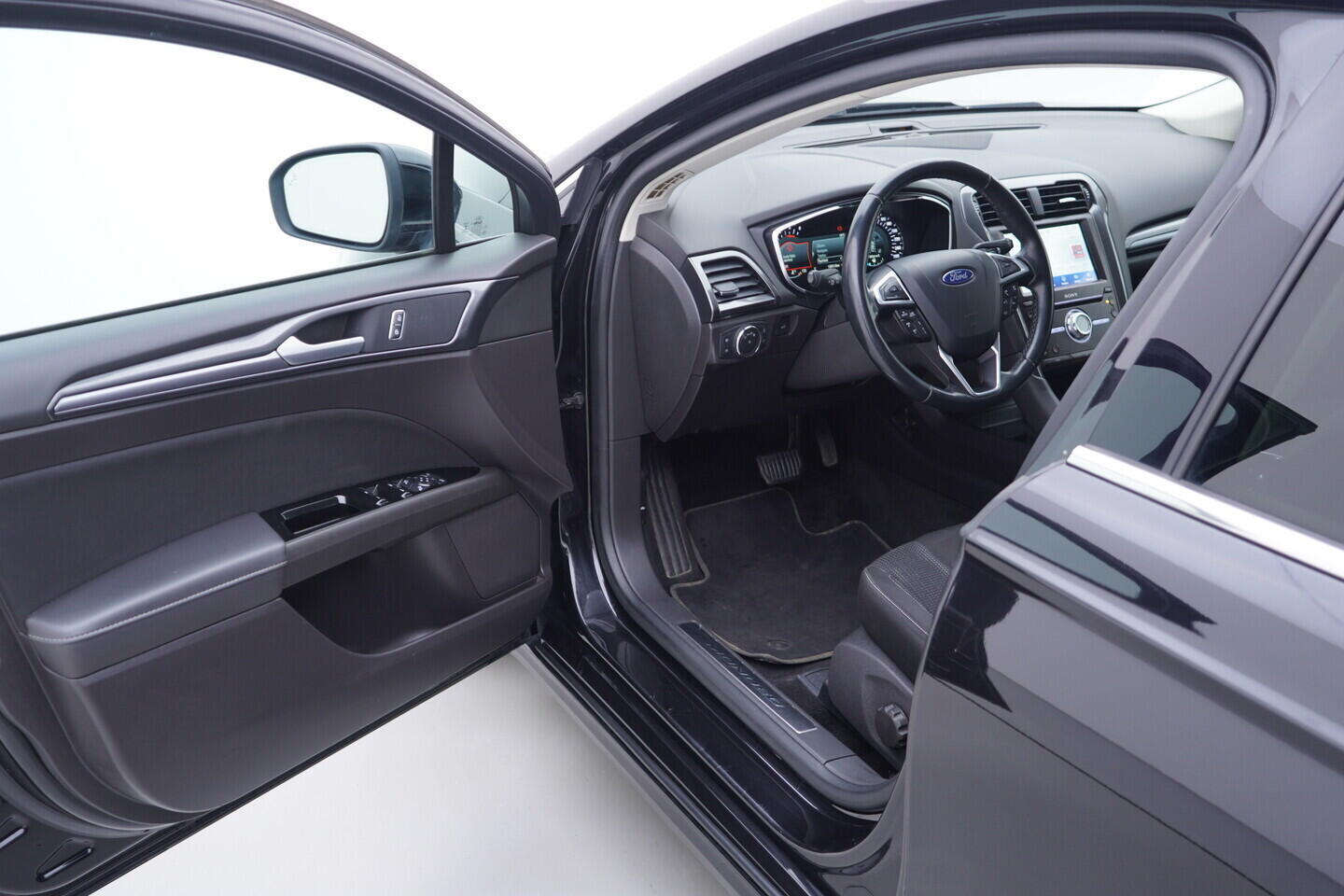 OV190V11242_18.webp_MONDEO Titanium 2.0  88 kW automat