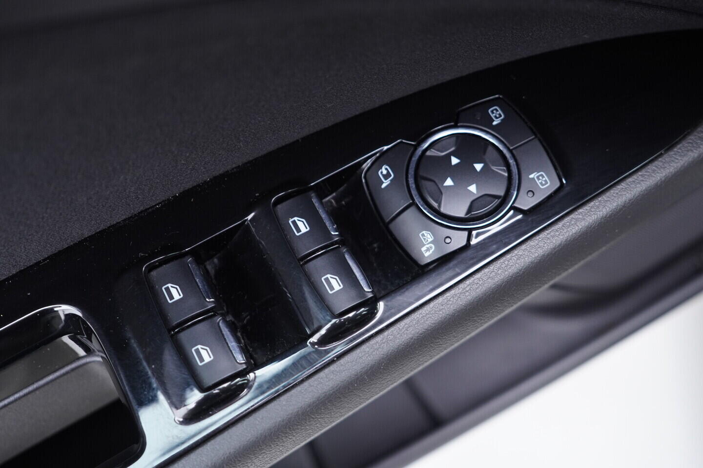 OV190V11242_20.webp_MONDEO Titanium 2.0  88 kW automat