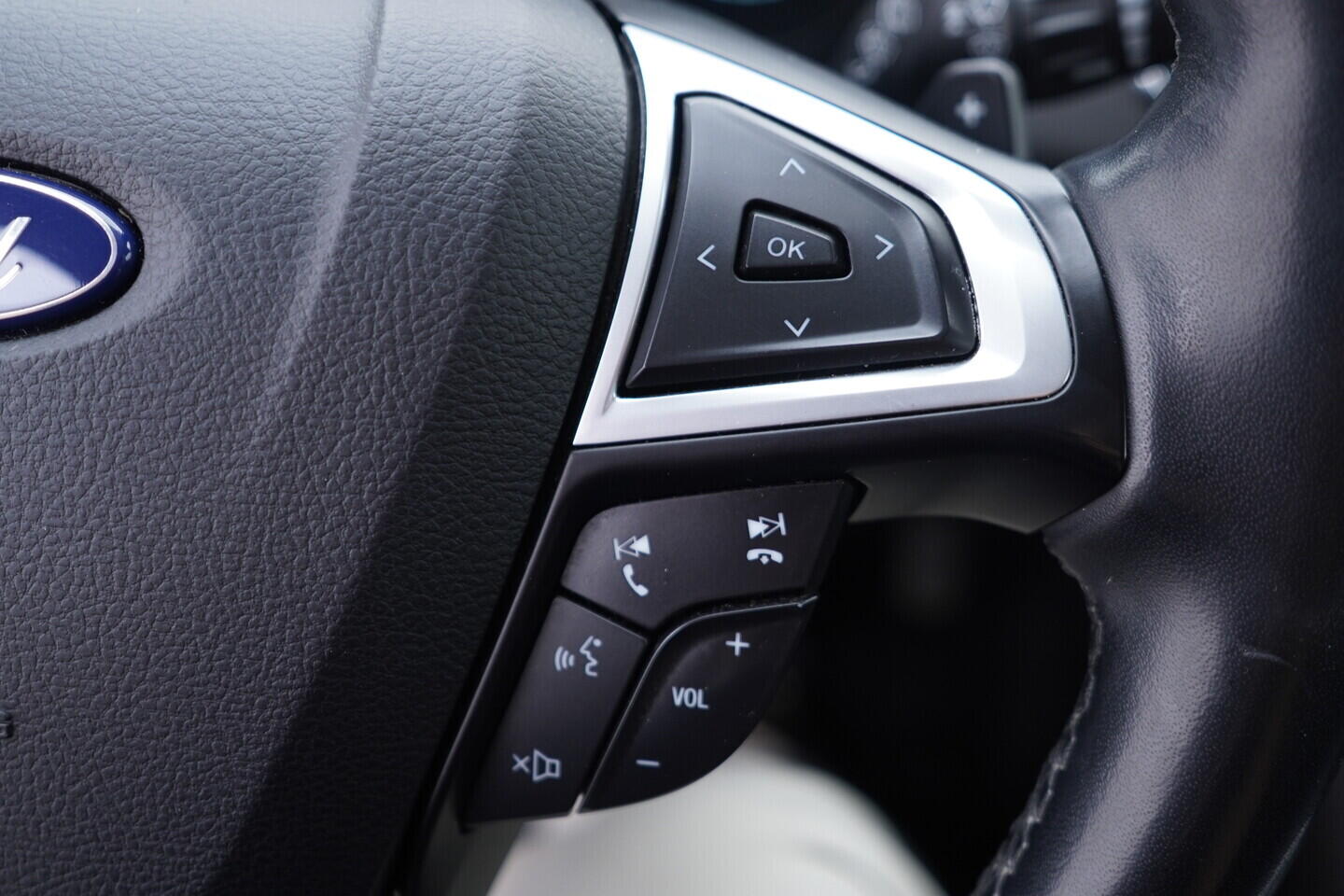 OV190V11242_27.webp_MONDEO Titanium 2.0  88 kW automat