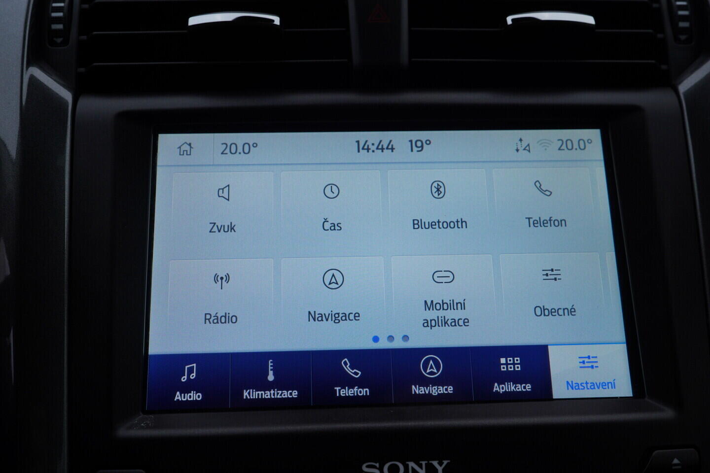 OV190V11242_34.webp_MONDEO Titanium 2.0  88 kW automat