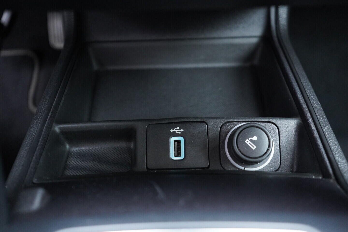 OV190V11242_36.webp_MONDEO Titanium 2.0  88 kW automat