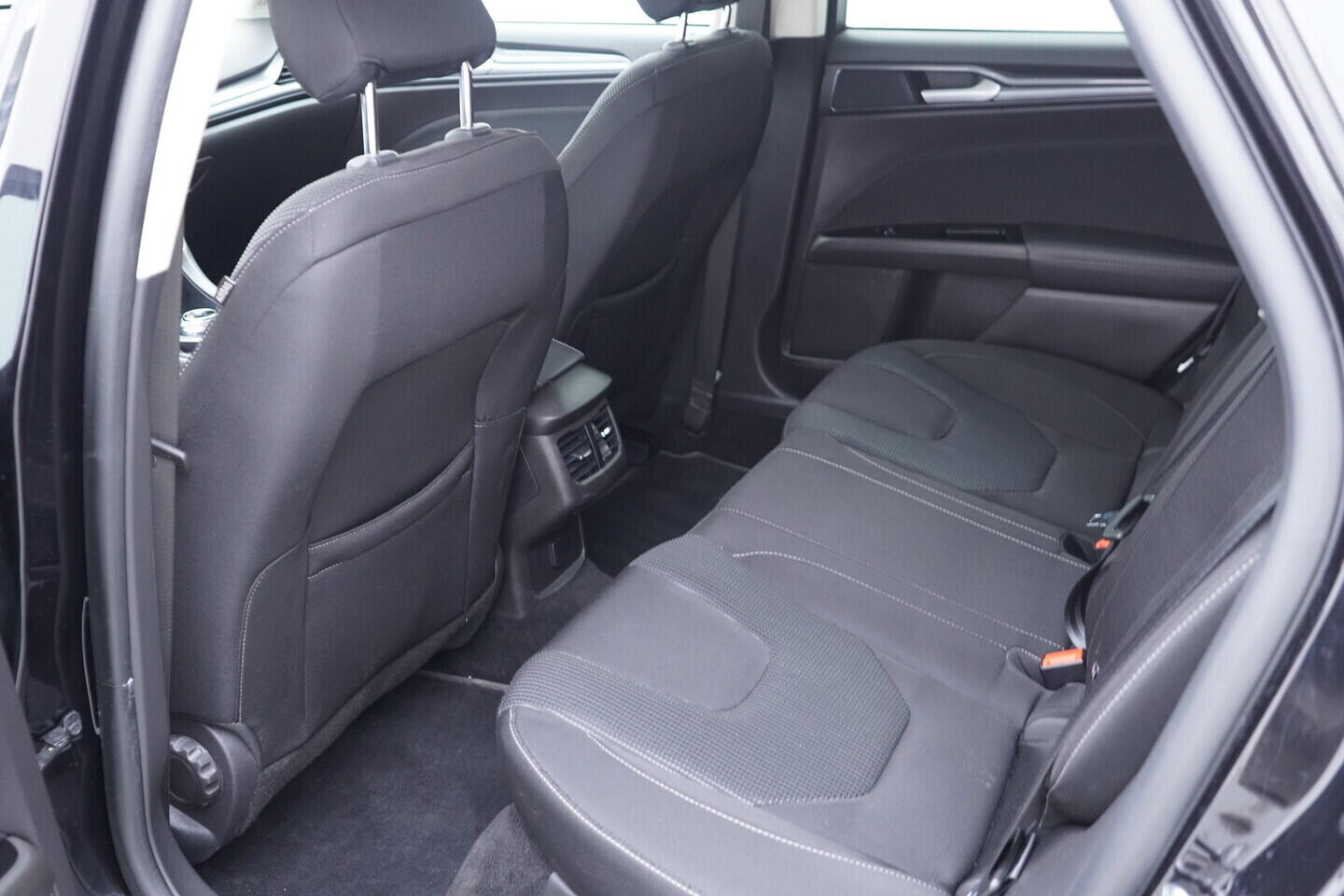 OV190V11242_41.webp_MONDEO Titanium 2.0  88 kW automat