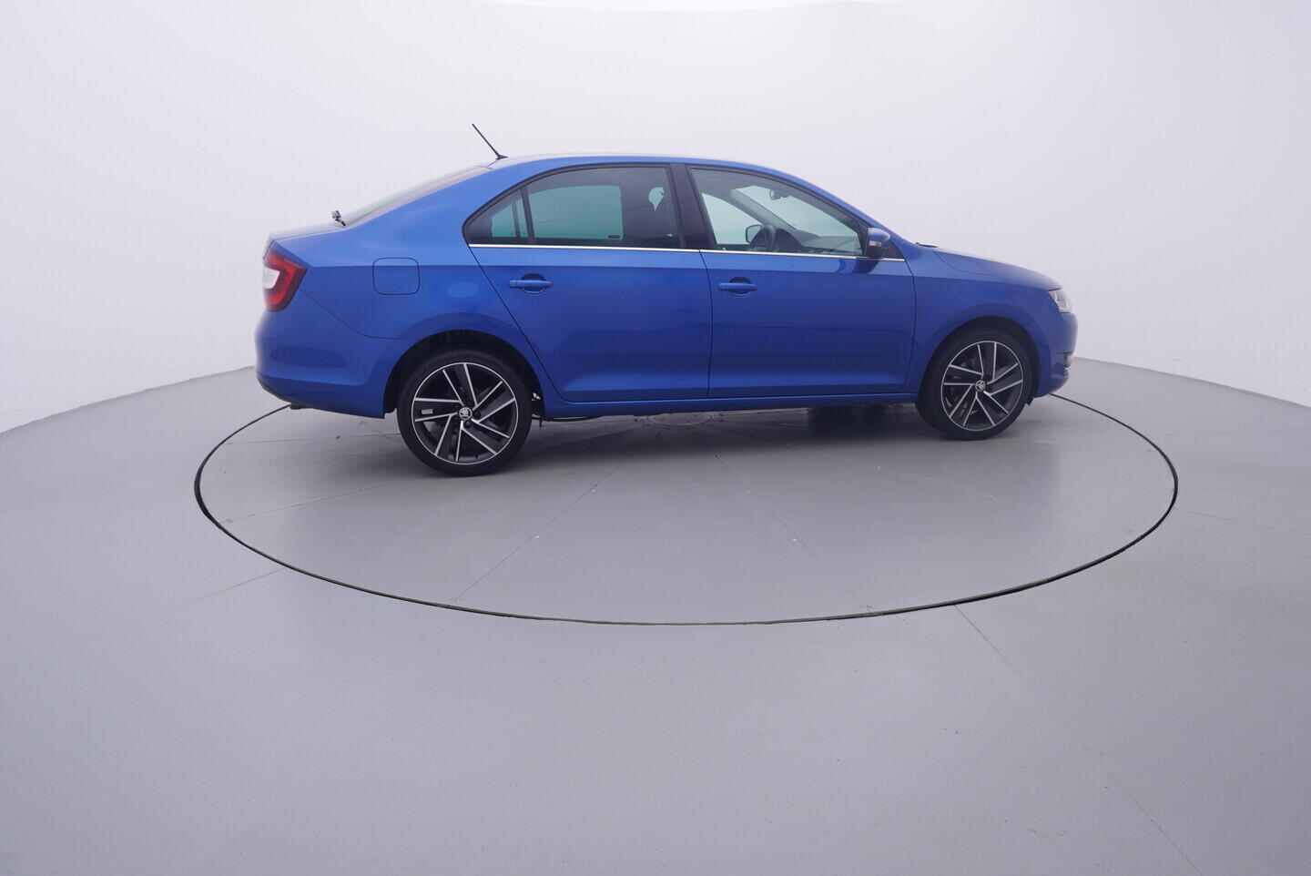 OV190V11243_15.webp_RAPID Style 1.0 TSI 81 kW manuál, DPH