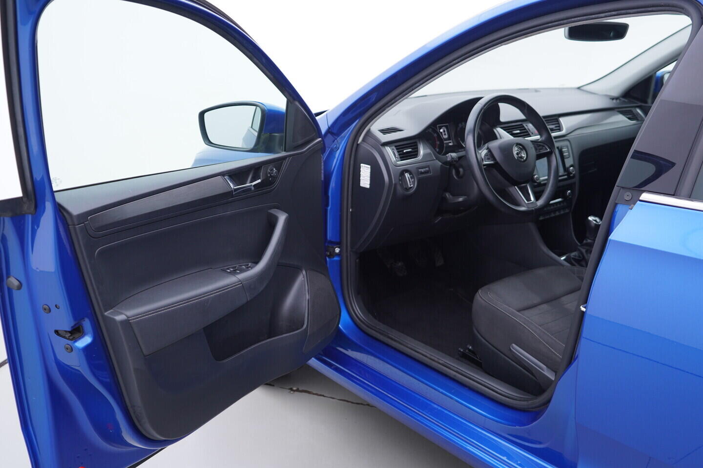 OV190V11243_18.webp_RAPID Style 1.0 TSI 81 kW manuál, DPH