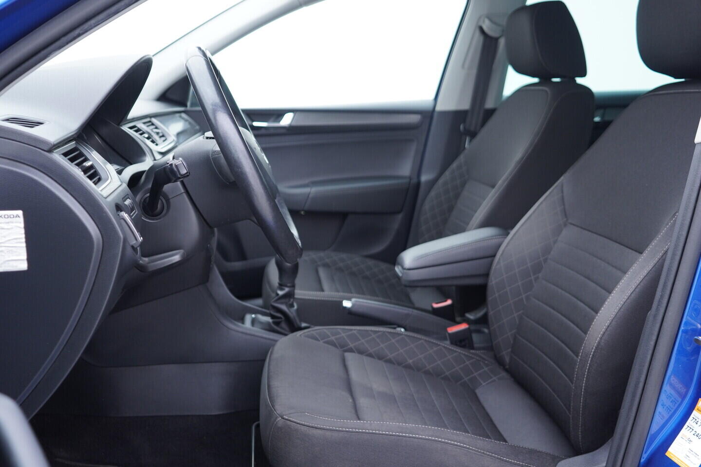 OV190V11243_23.webp_RAPID Style 1.0 TSI 81 kW manuál, DPH