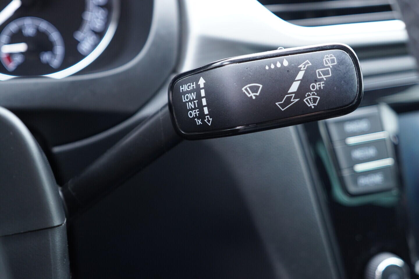 OV190V11243_25.webp_RAPID Style 1.0 TSI 81 kW manuál, DPH