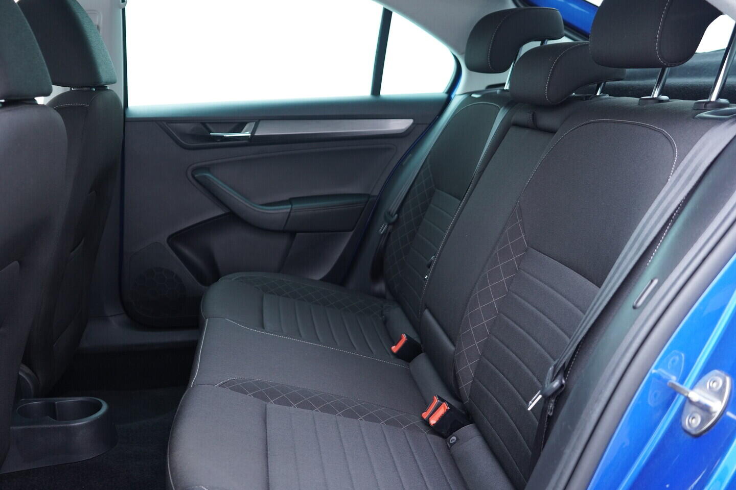 OV190V11243_33.webp_RAPID Style 1.0 TSI 81 kW manuál, DPH