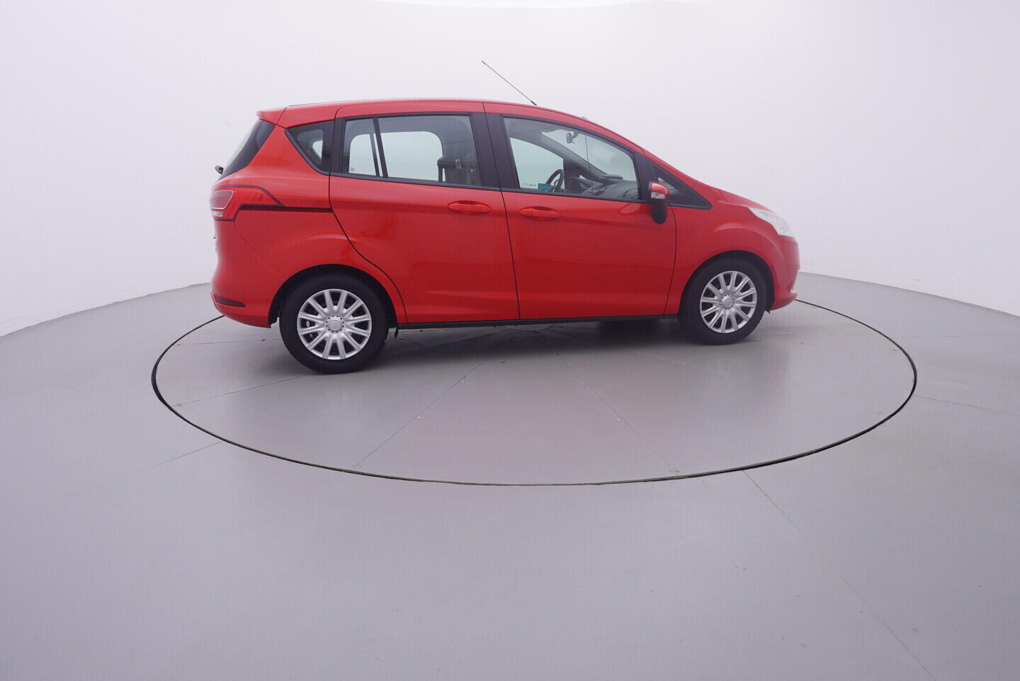 OV190V11245_15.webp_B-MAX Trend 1.0 EcoBoost 74 kW manuál