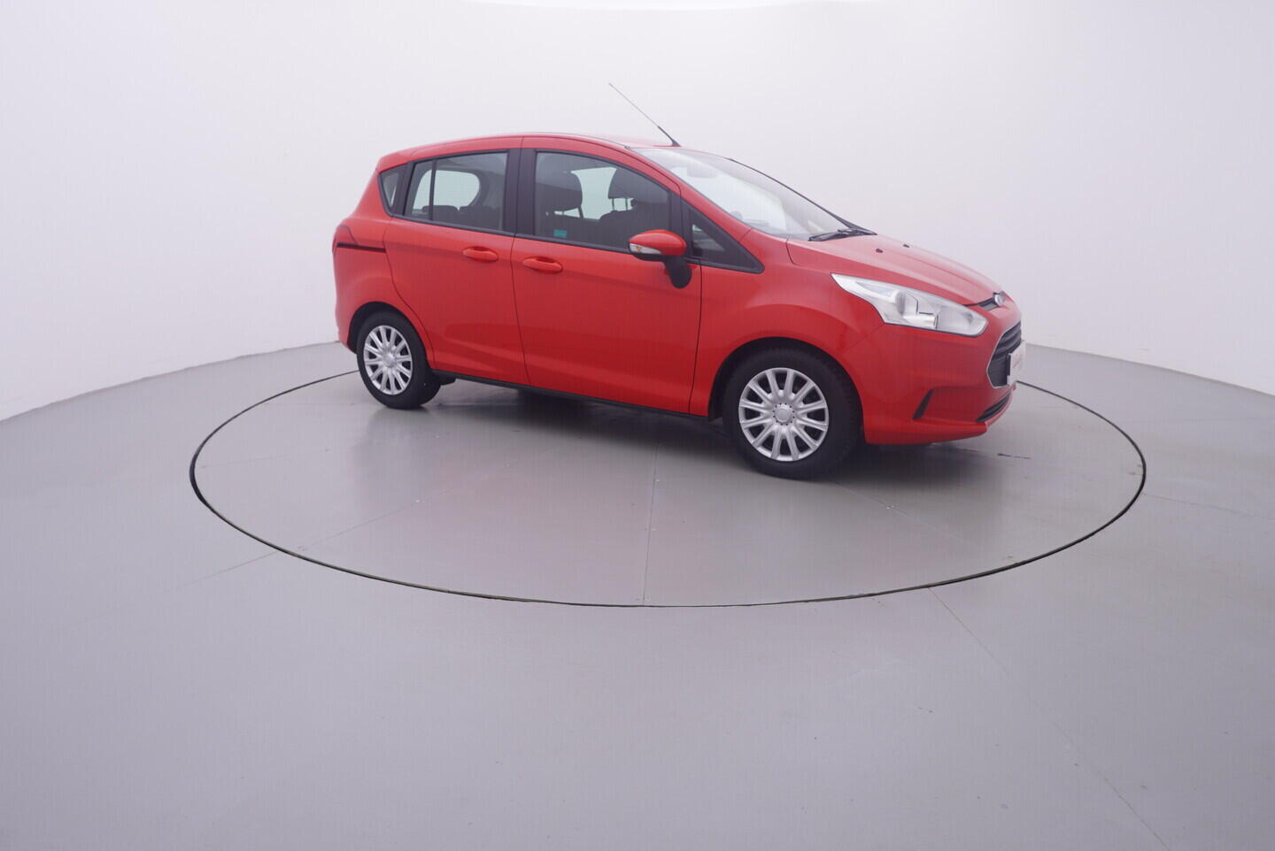 OV190V11245_16.webp_B-MAX Trend 1.0 EcoBoost 74 kW manuál