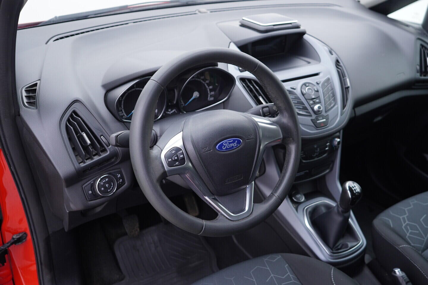 OV190V11245_22.webp_B-MAX Trend 1.0 EcoBoost 74 kW manuál