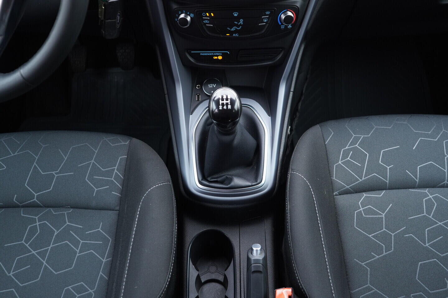 OV190V11245_32.webp_B-MAX Trend 1.0 EcoBoost 74 kW manuál