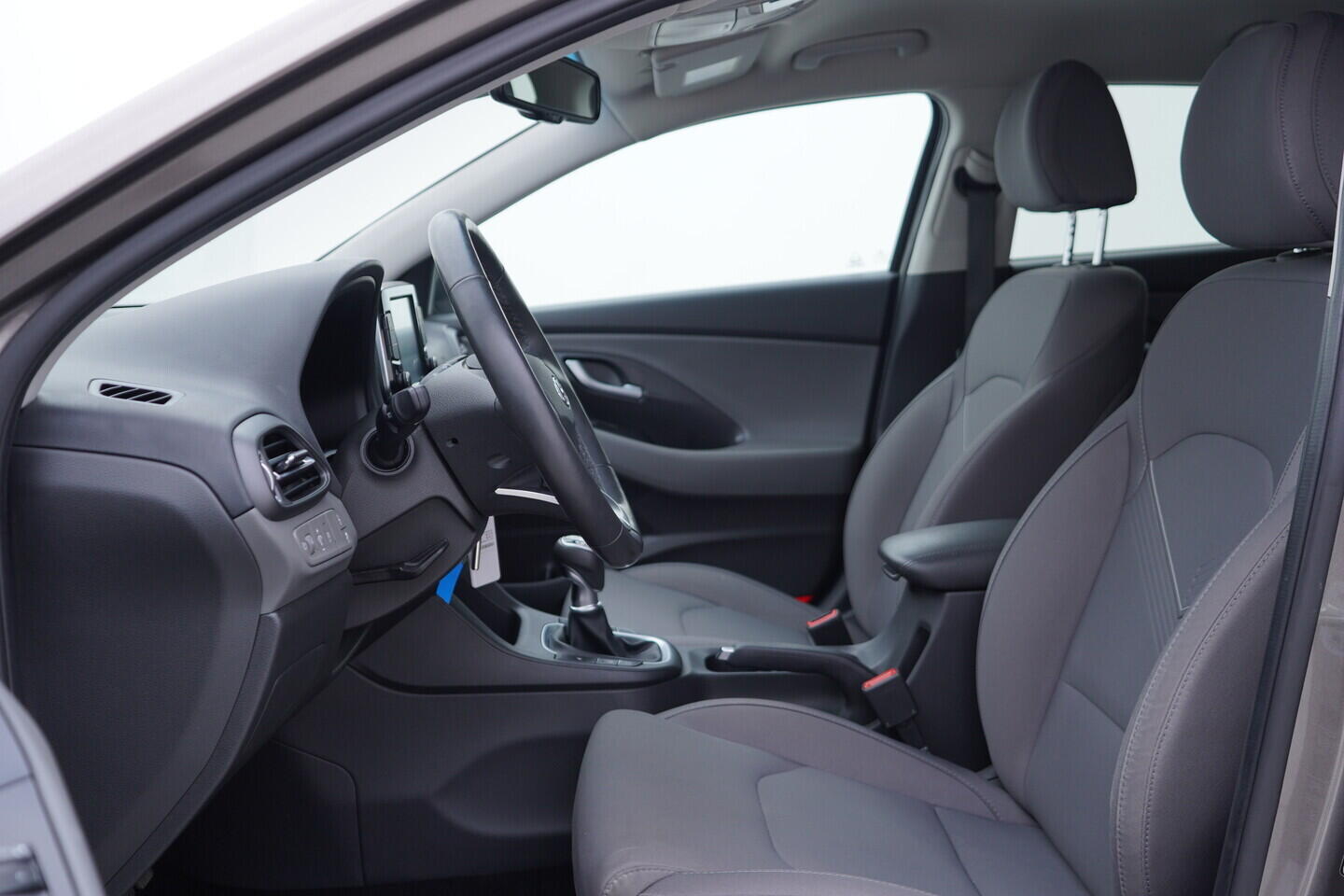 OV190V11246_22.webp_I30 Smart 1.0 T-GDI _ kW manuál