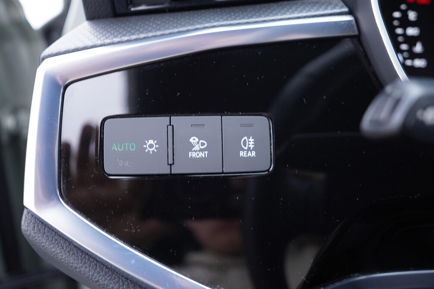 OV190V11247_28.webp_Q3 SPORTBACK S-LINE 2.0 TDI 147 kW automat, DPH