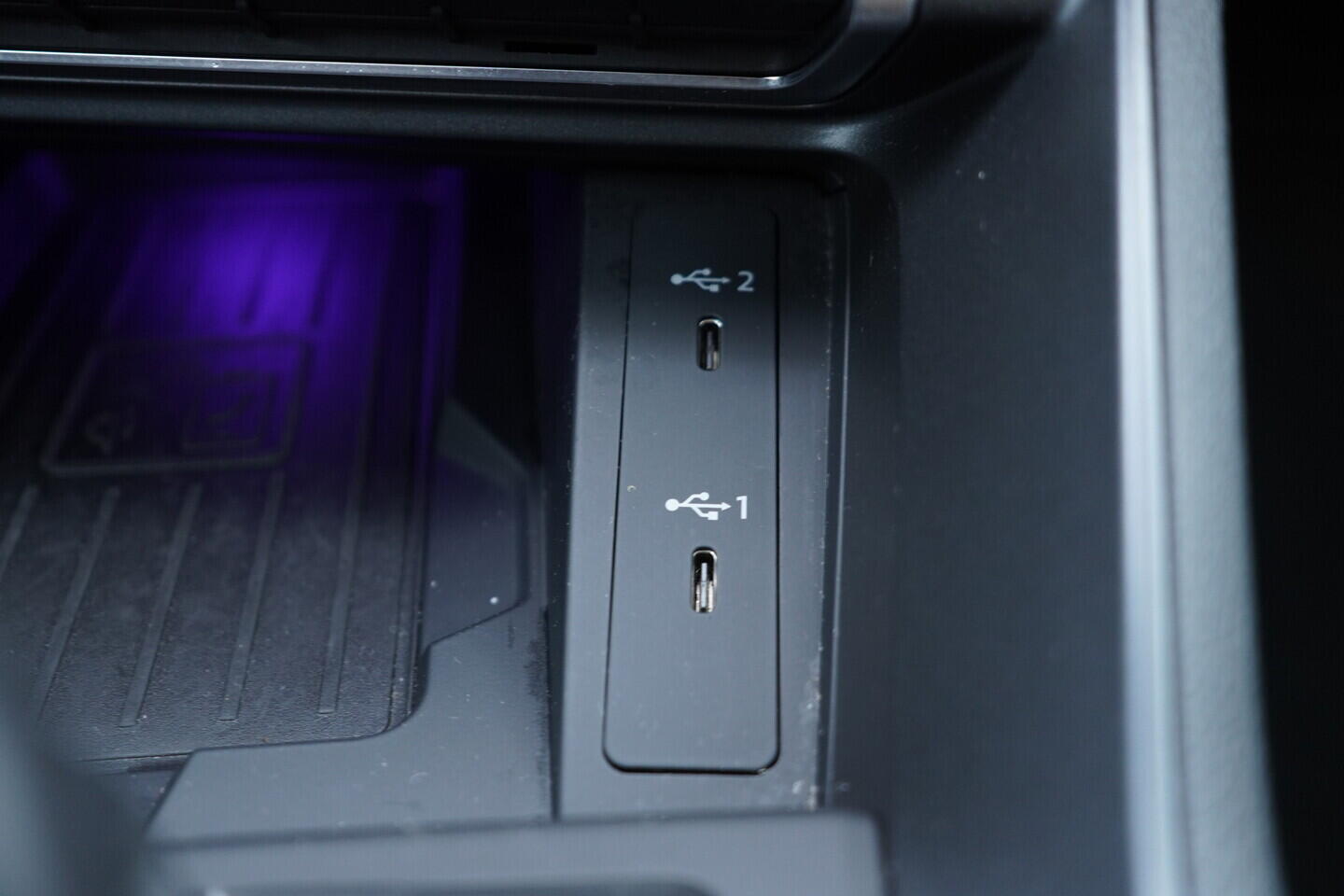 OV190V11247_37.webp_Q3 SPORTBACK S-LINE 2.0 TDI 147 kW automat, DPH