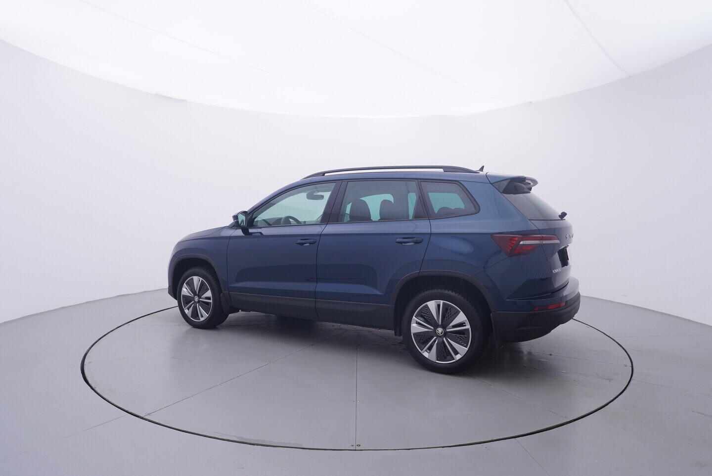 OV190V11254_12.webp_KAROQ Style 2.0 TDI 110 kW automat, DPH